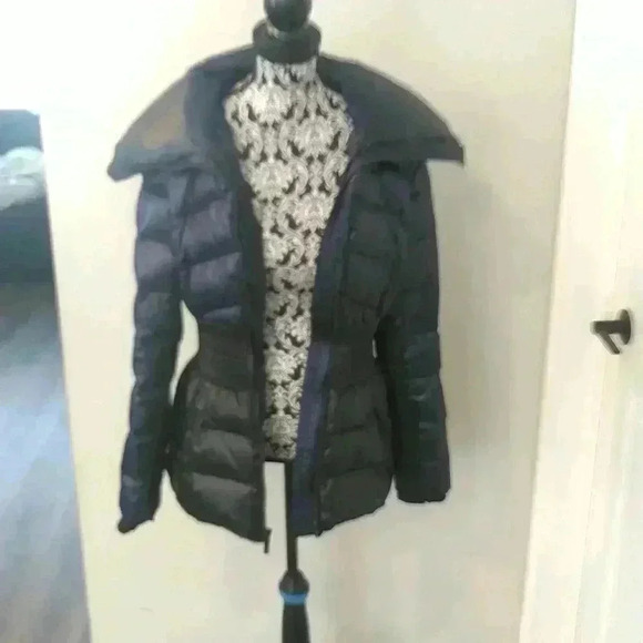 BCBG  MaxArizia Jacket - Picture 1 of 7